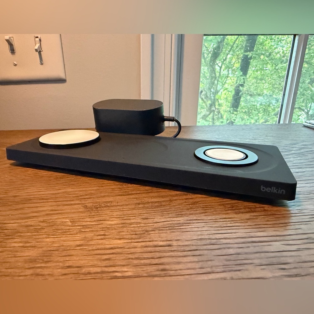 Belkin BoostCharge Pro 3-in-1 Wireless Charging Pad 15W